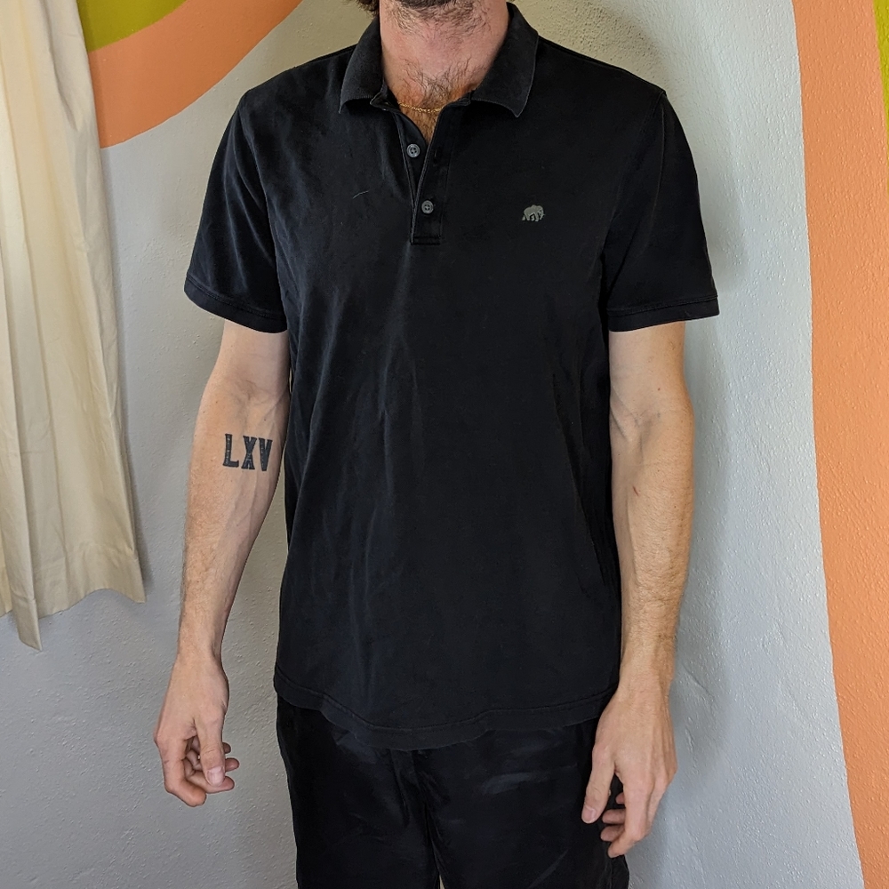 SOLD Banana Republic Men’s Dress Polo Size XL